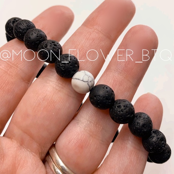 Lava Stone White Howlite Bracelet - Picture 4 of 7